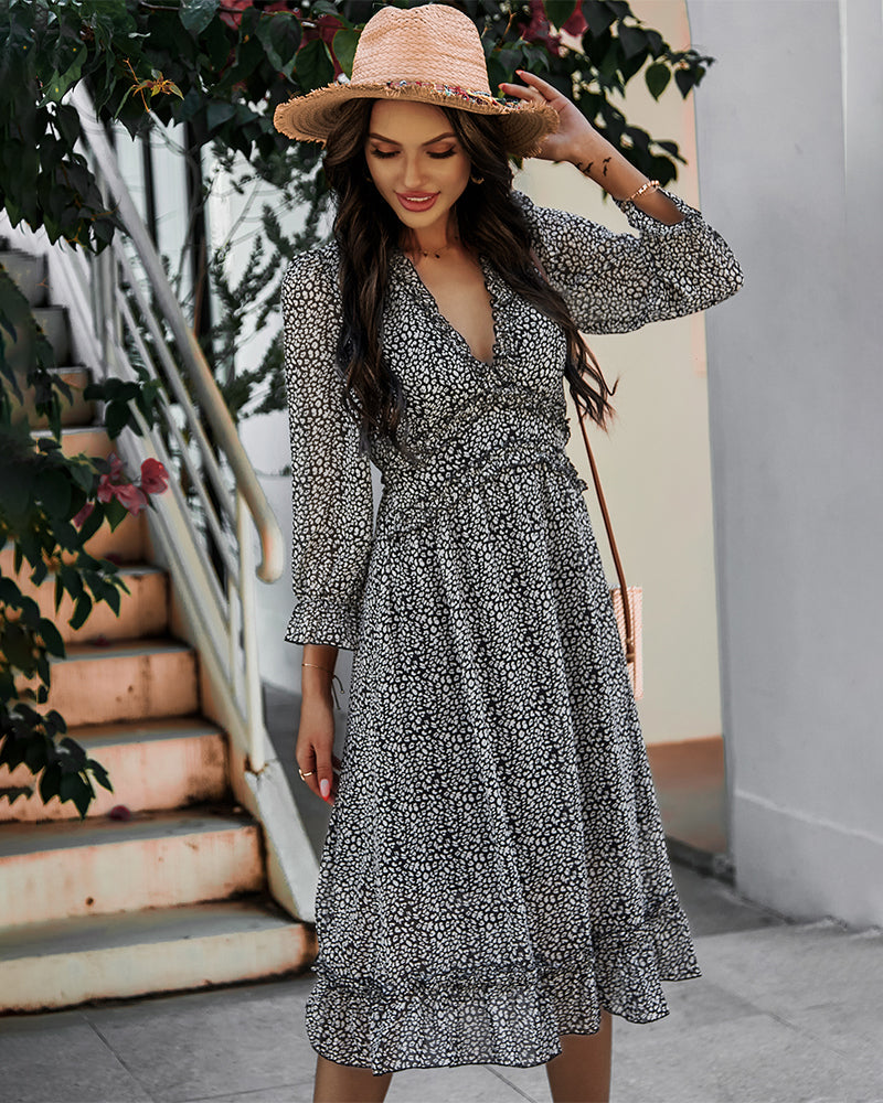 Beautifully Crafted Dress in a Classic Style