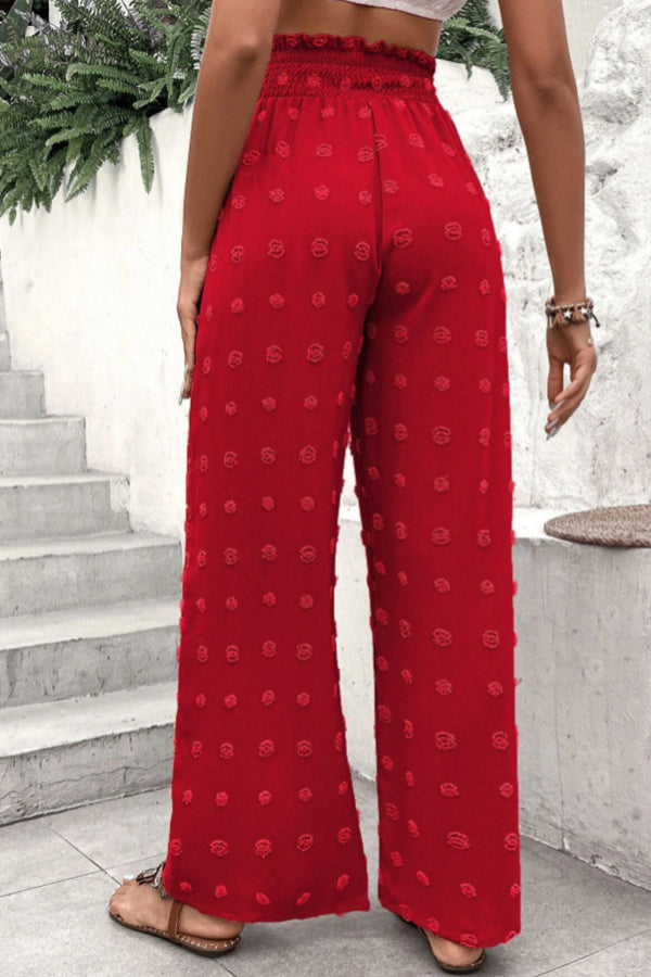 Effortlessly Elegant Trousers with a Timeless Design