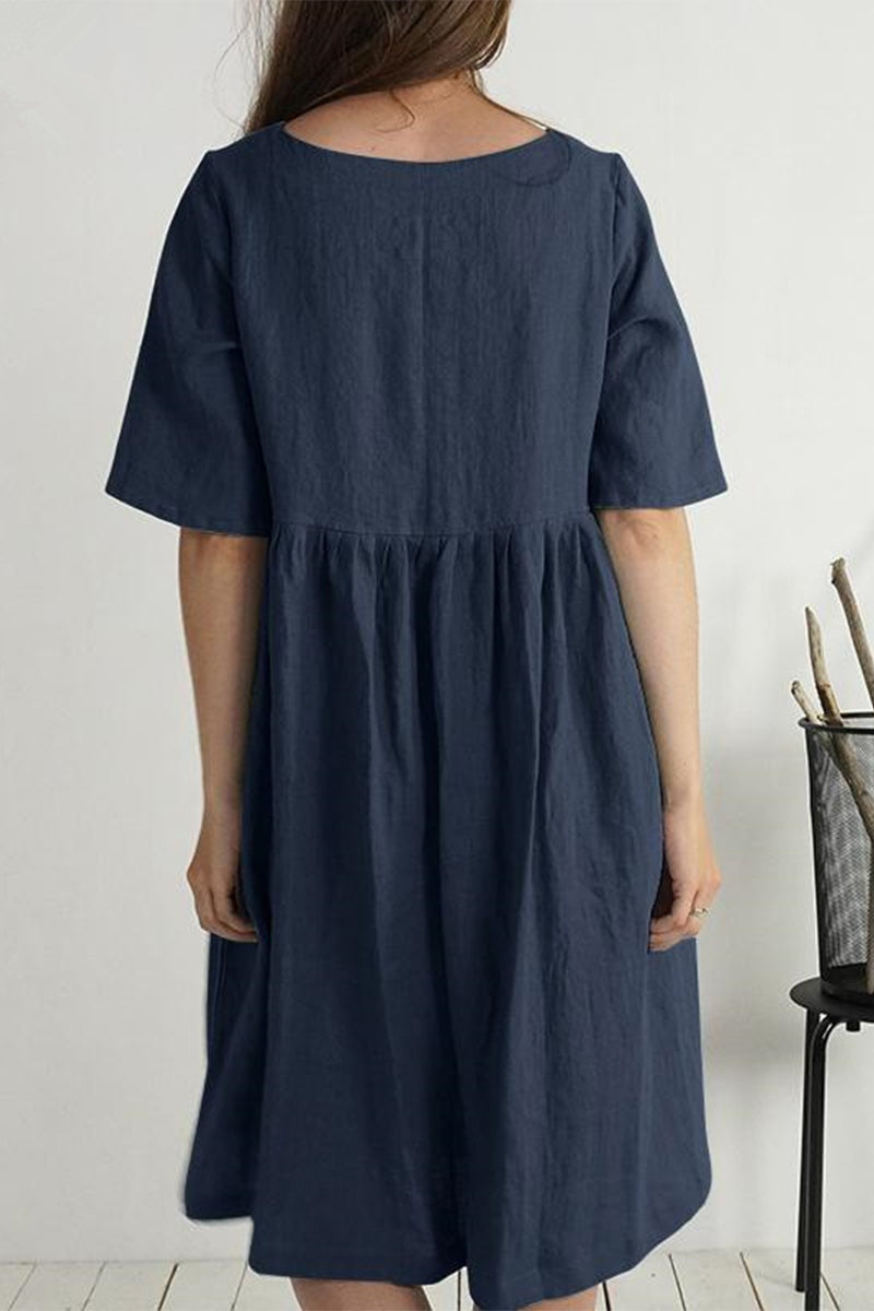 Sophisticated Dress with a Clean Classic Look