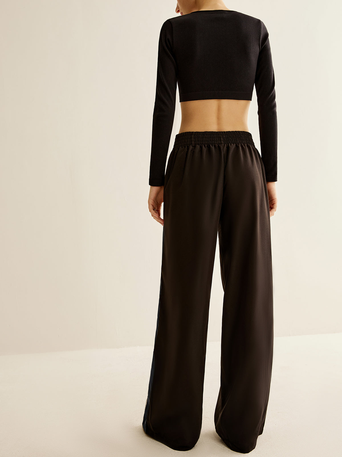 Beautifully Finished Pants in a Timeless Design