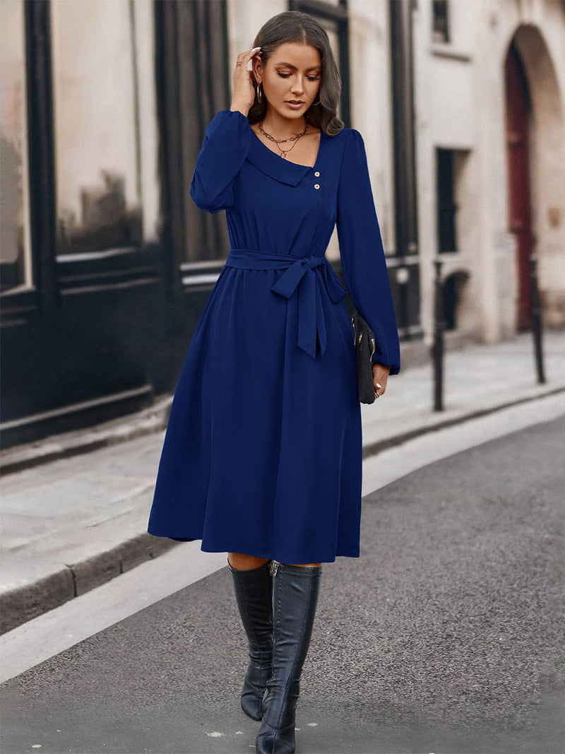 Well Tailored Dress with a Graceful Silhouette