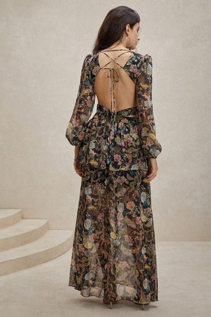 Elegantly Styled Dress for Everyday Wear
