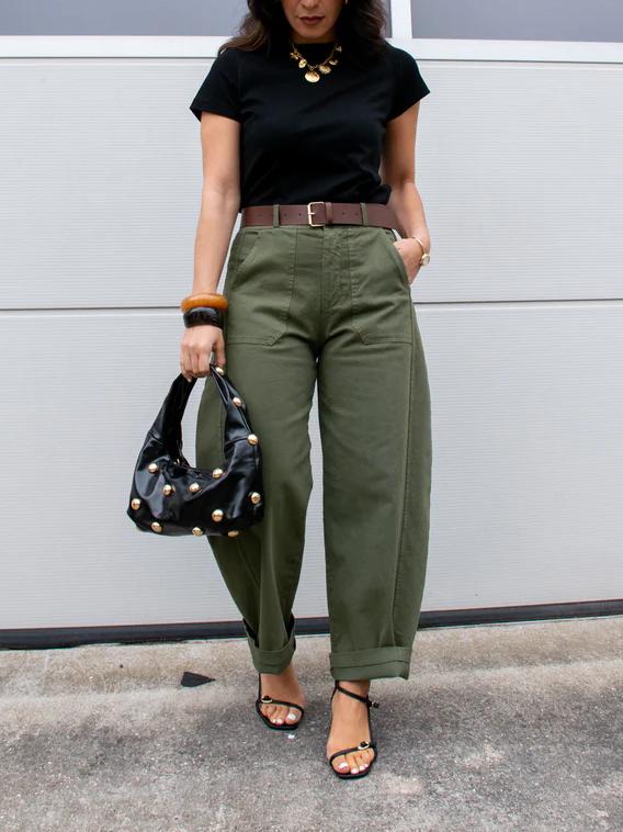 Sophisticated Pants with a Clean Classic Look