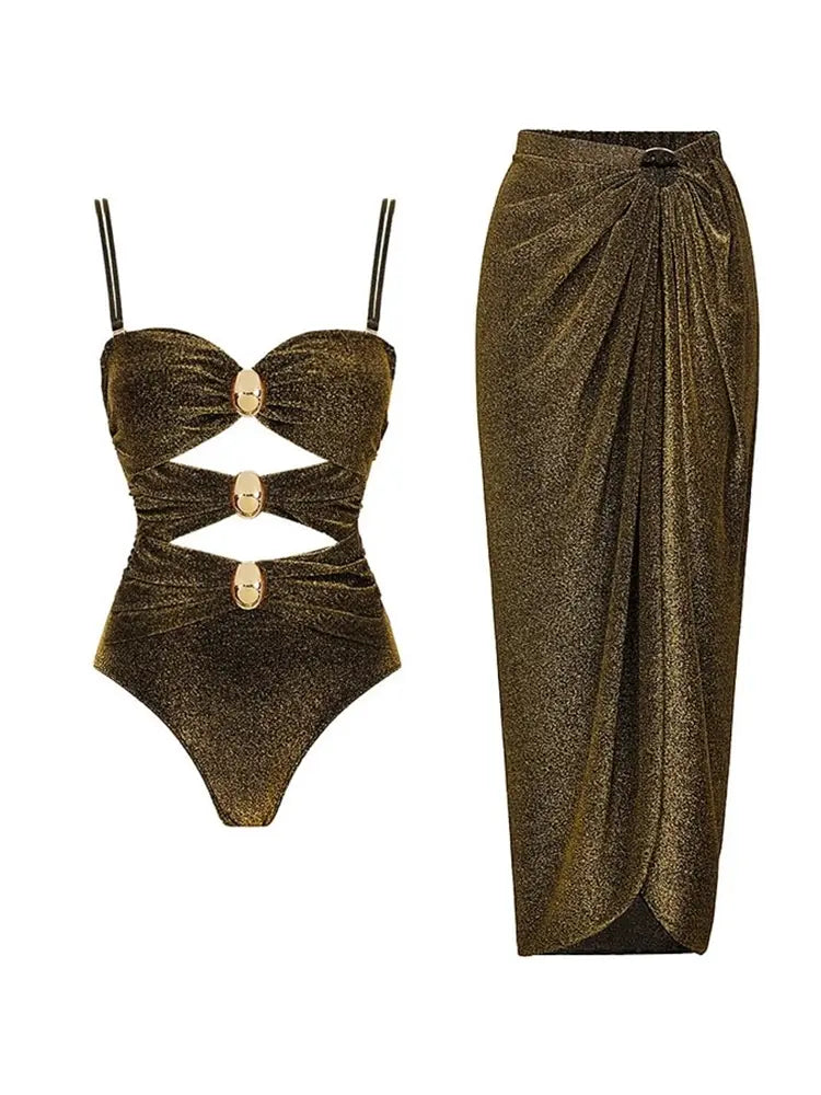 Sophisticated Garment with a Clean Classic Look