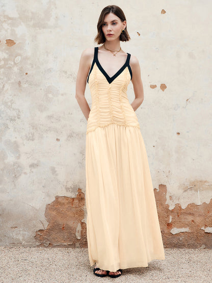 A Vintage Style Dress with Delicate Timeless Details