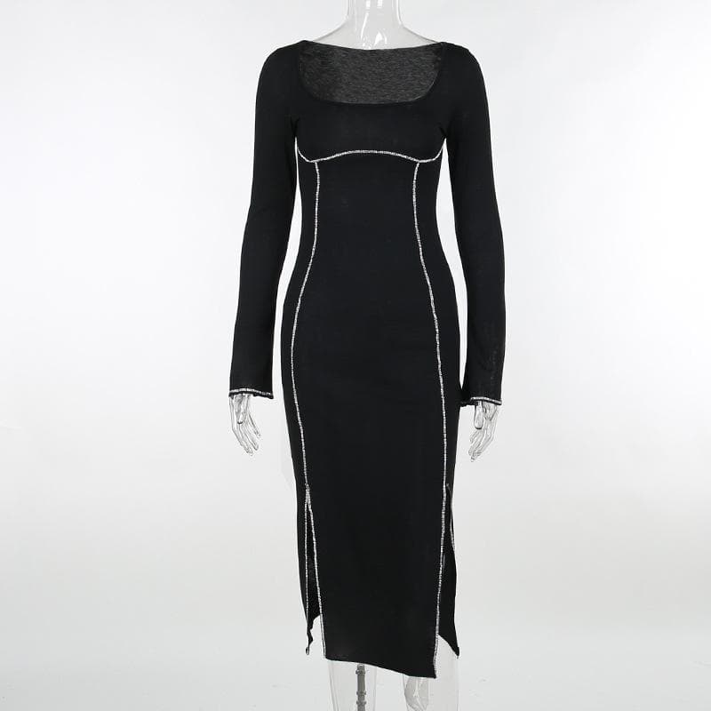 Beautifully Finished Dress in a Timeless Design