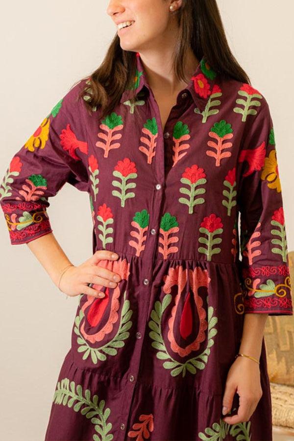 Classic Vintage Dress with a Flattering Fit