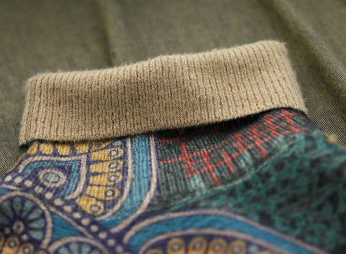 Classic Vintage Sweater with a Flattering Fit