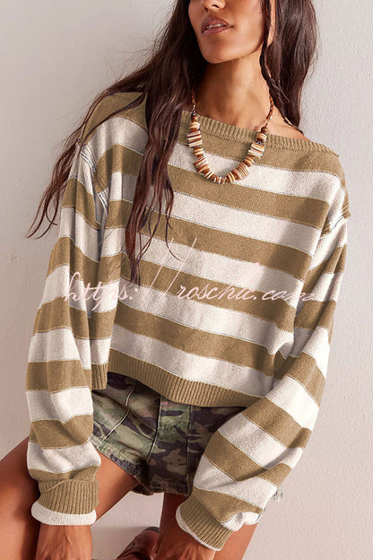 Effortlessly Elegant Sweater with a Timeless Design