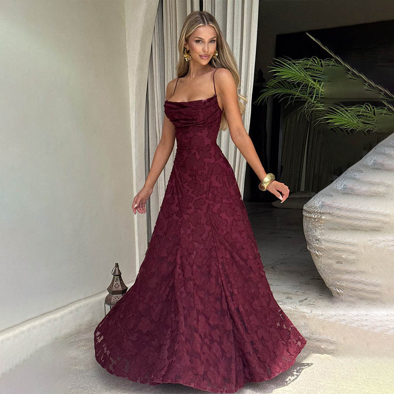 Well Tailored Dress with a Graceful Silhouette