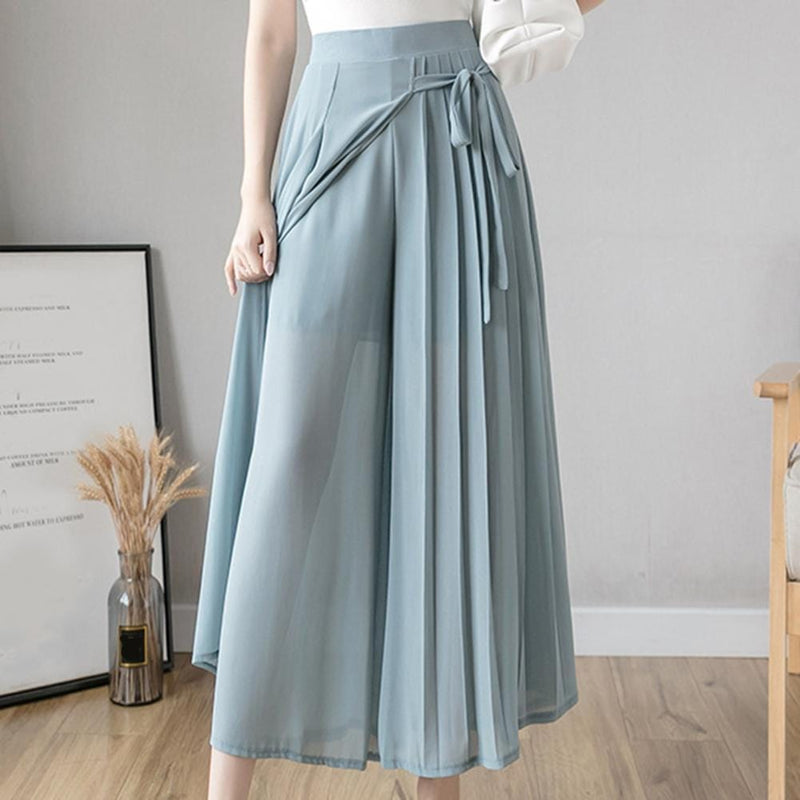 Elegantly Styled Pants for Everyday Wear