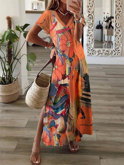 Beautifully Finished Dress in a Timeless Design