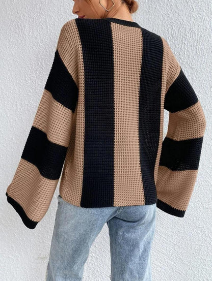 Classic Vintage Sweater with a Flattering Fit