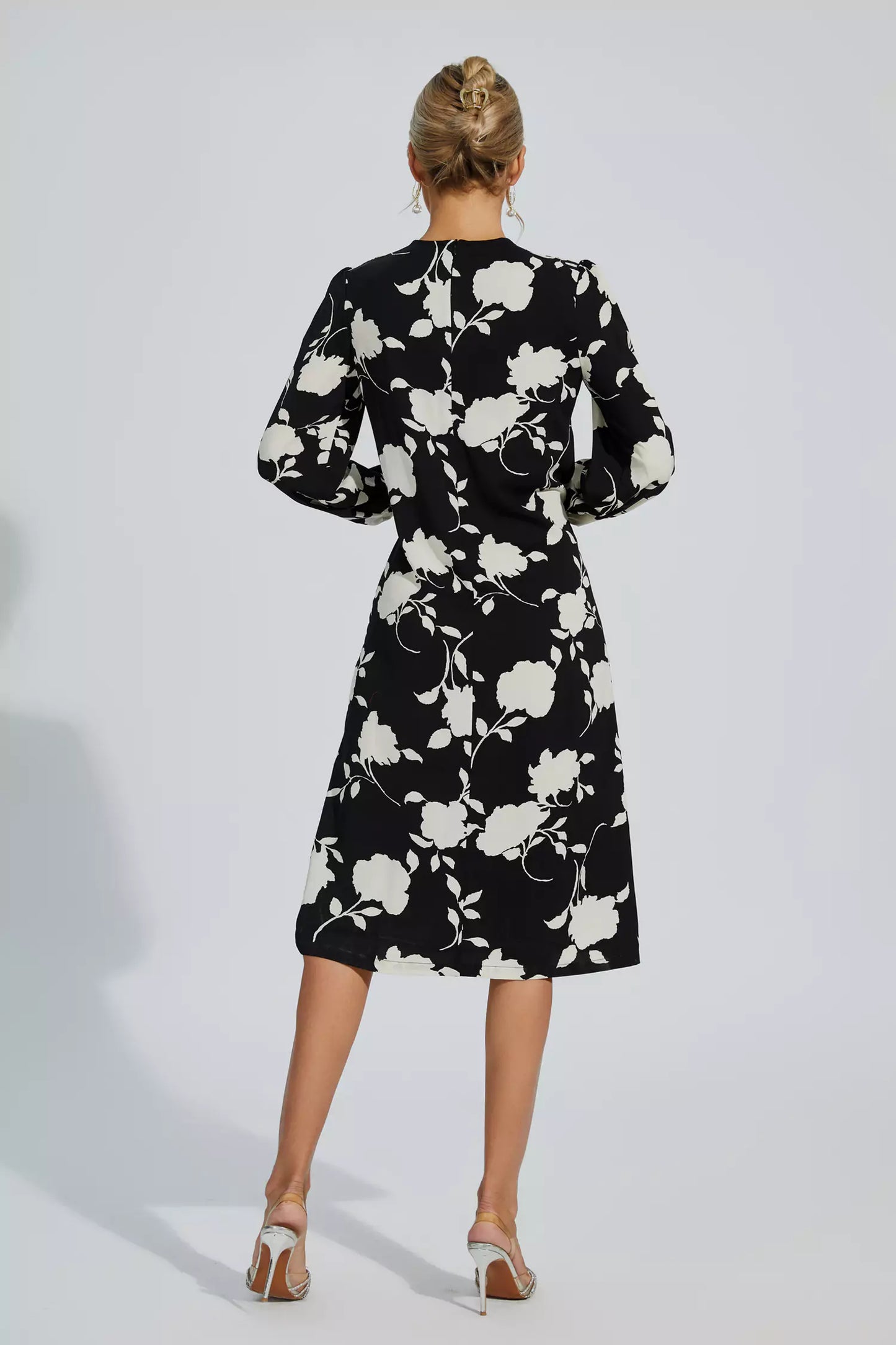 Polished Dress with an Effortless Classic Look
