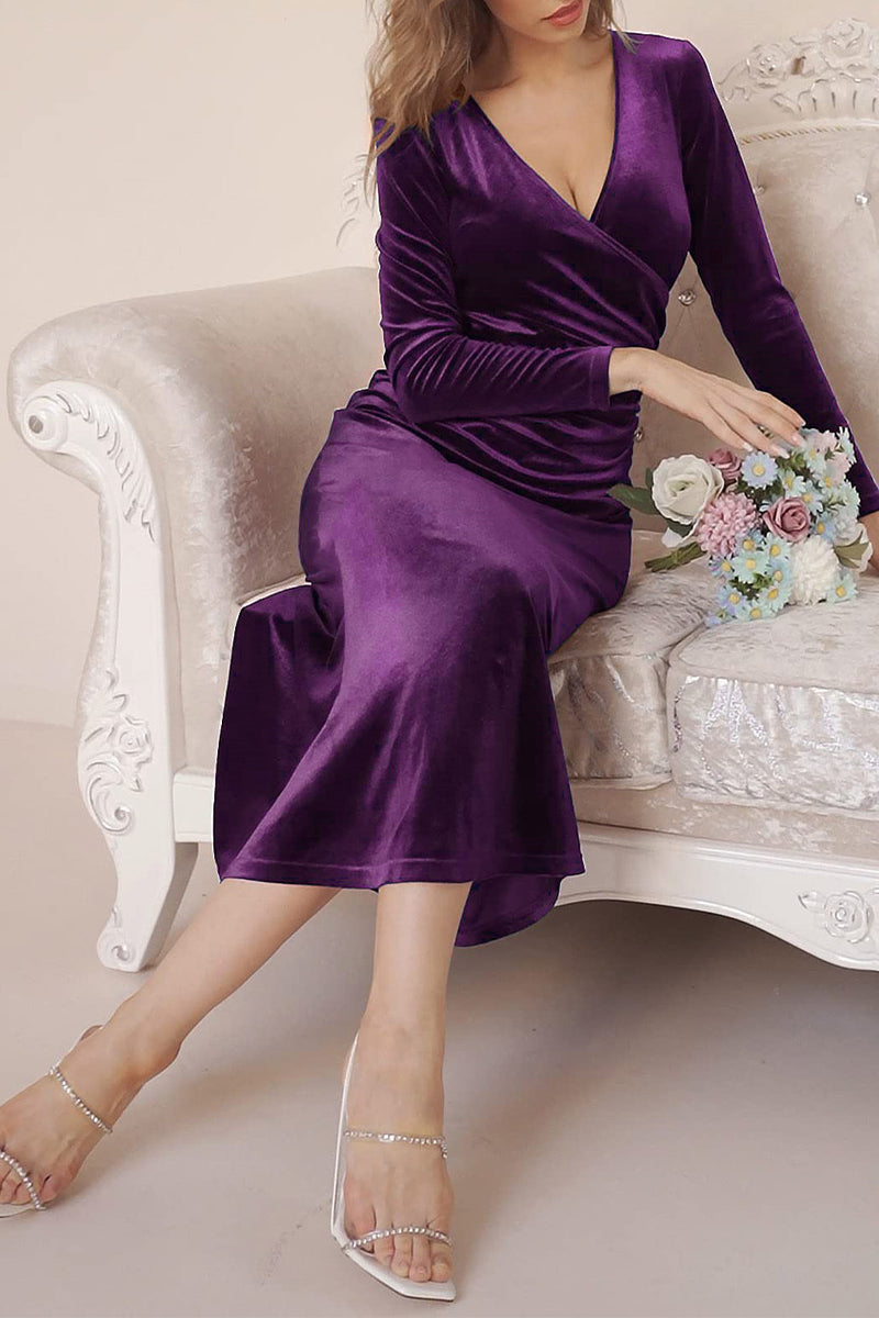 Effortlessly Elegant Dress with a Timeless Design