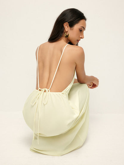 Effortlessly Elegant Dress with a Timeless Design