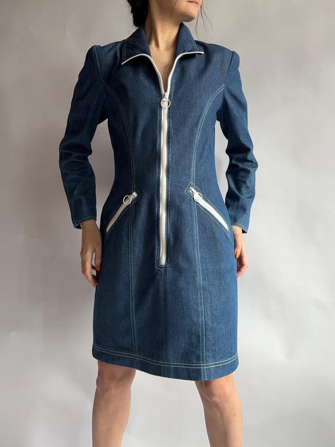 Classic Vintage Dress with a Flattering Fit