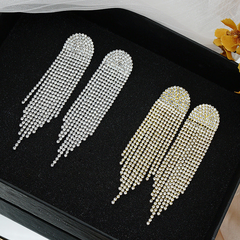 Romantic Earring for Special Moments