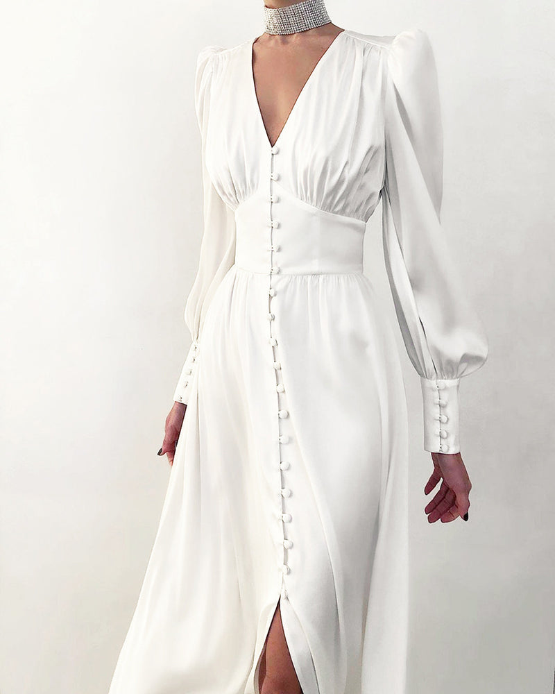 Well Tailored Dress with a Graceful Silhouette