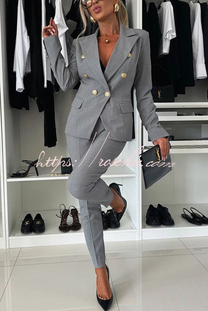 Well Tailored Pants with a Graceful Silhouette