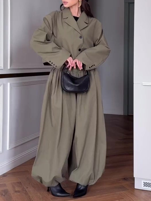 Well Tailored Jacket with a Graceful Silhouette
