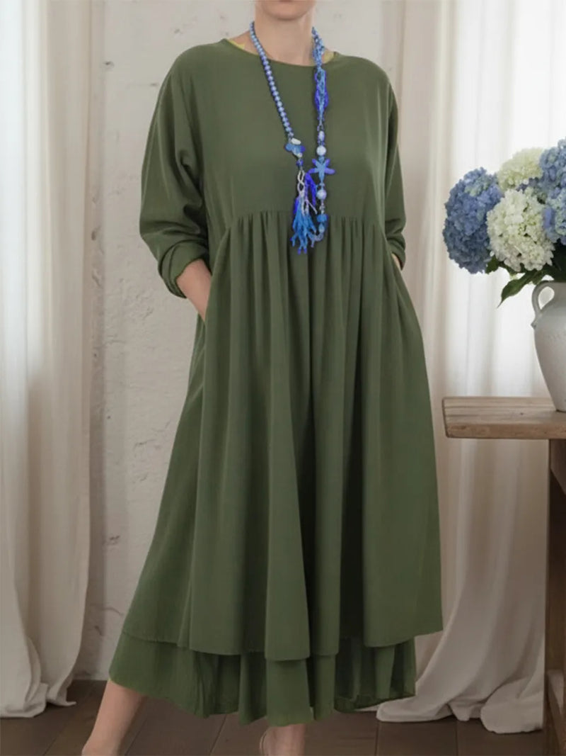 Beautifully Finished Dress in a Timeless Design