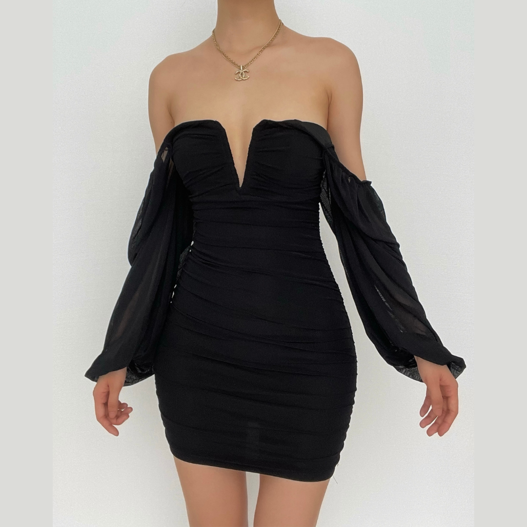 Gracefully Styled Dress for Any Occasion