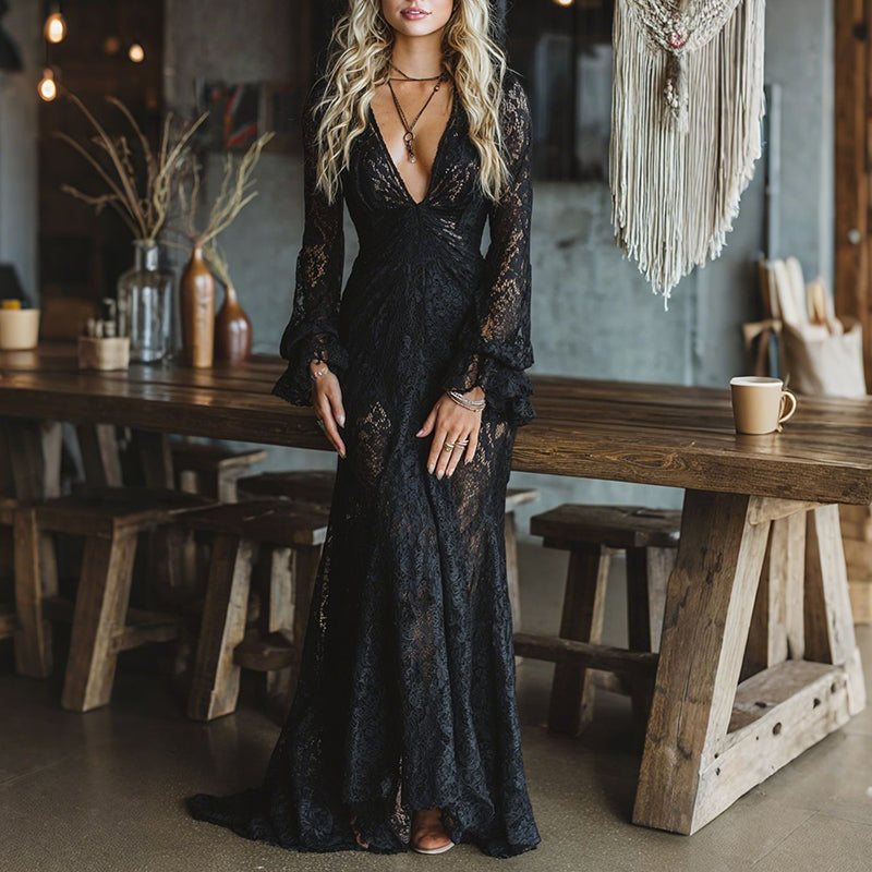 Classic Vintage Dress with a Flattering Fit