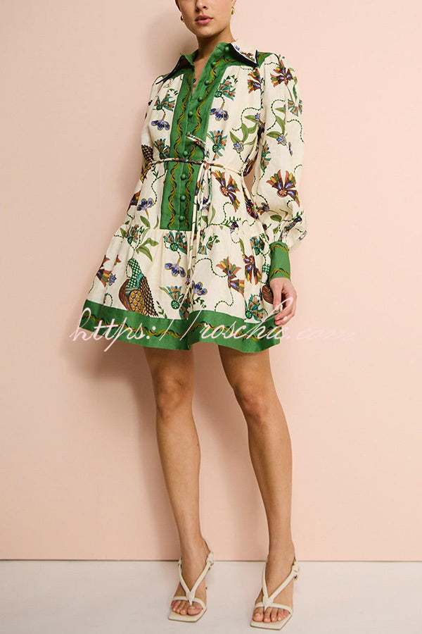 Classic Vintage Dress with a Flattering Fit