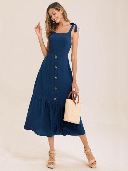 Well Tailored Dress with a Graceful Silhouette