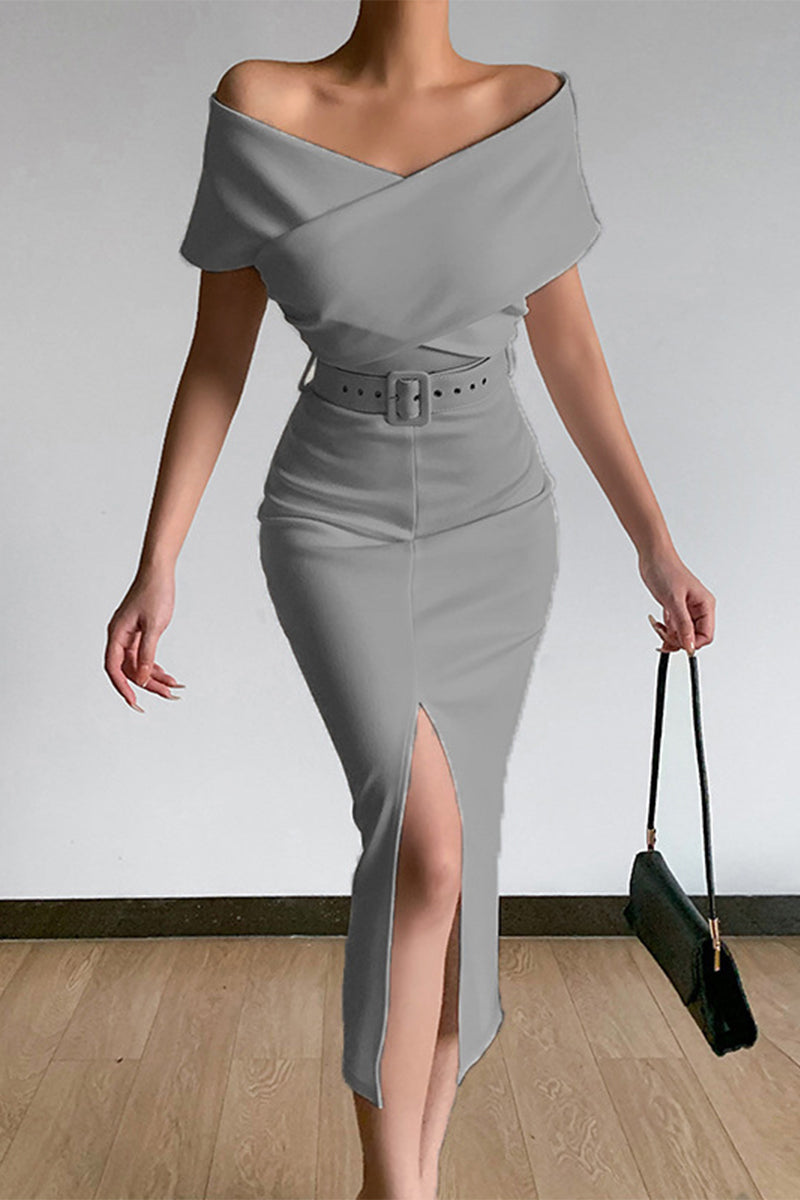 Sophisticated Dress with a Clean Classic Look