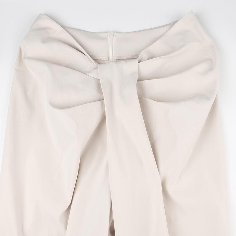 Sophisticated Garment with a Clean Classic Look