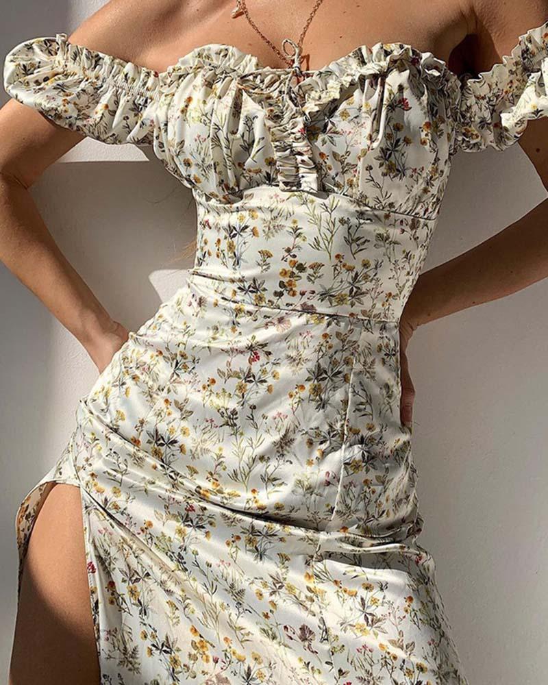 Effortlessly Elegant Dress with a Timeless Design