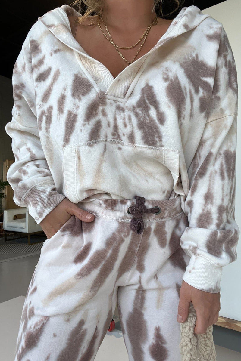 Well Tailored Garment with a Graceful Silhouette