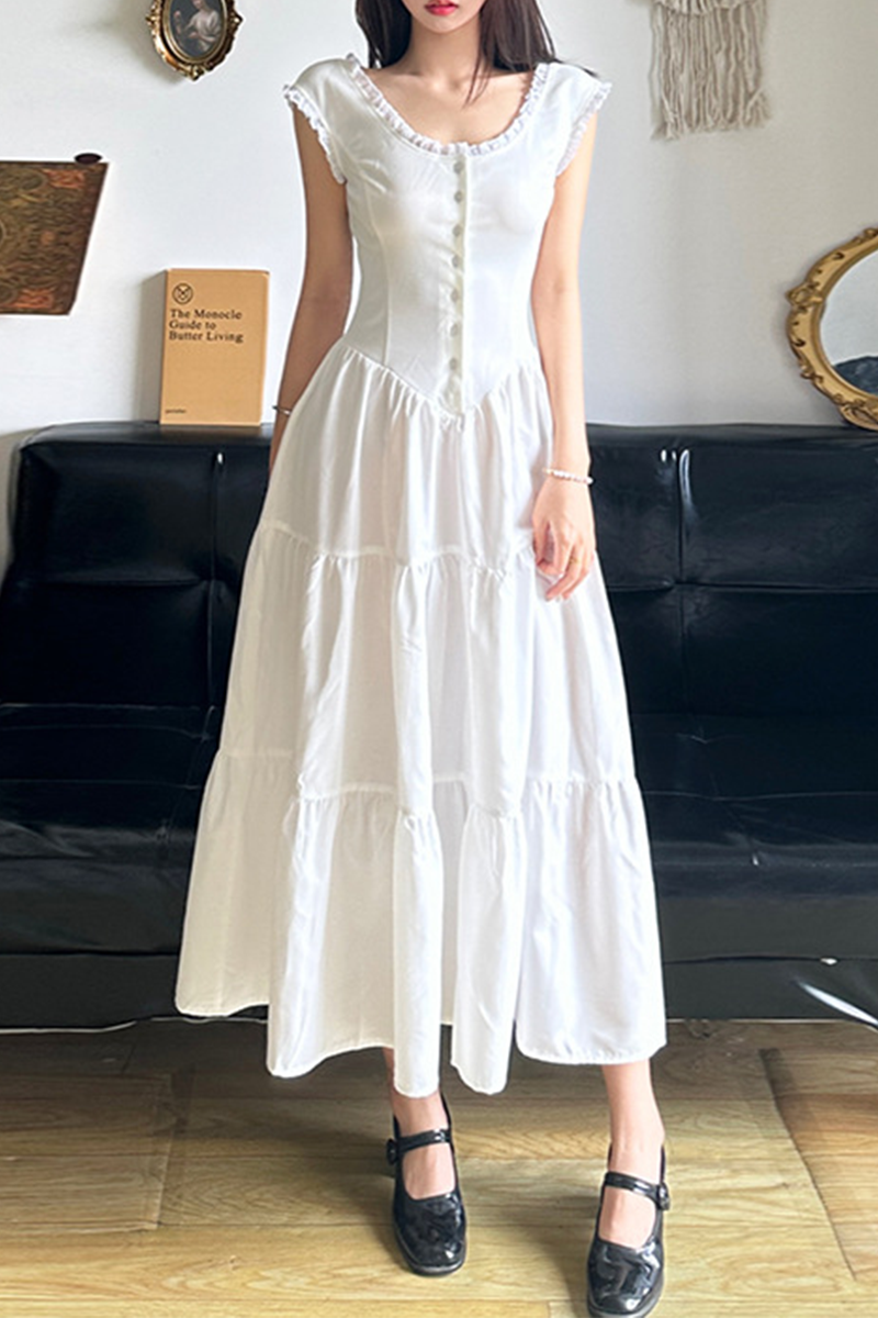 Effortlessly Elegant Dress with a Timeless Design