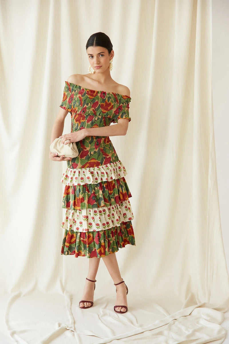 Polished Dress with an Effortless Classic Look