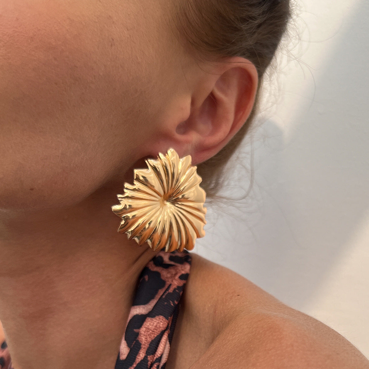 Ear Studs Gold 3539