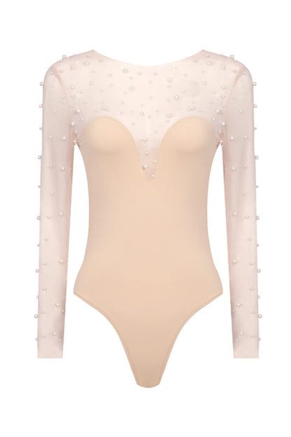 Effortlessly Elegant Garment with a Timeless Design