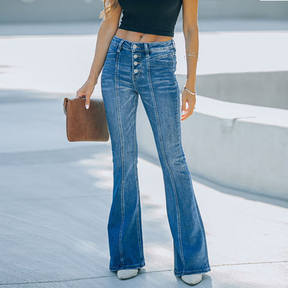 Effortlessly Elegant Pants with a Timeless Design