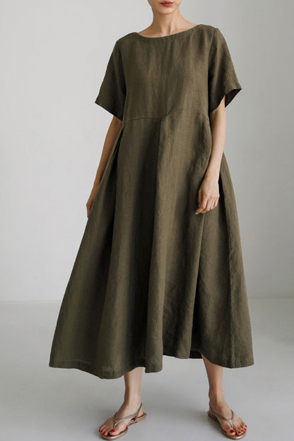 Sophisticated Dress with a Clean Classic Look
