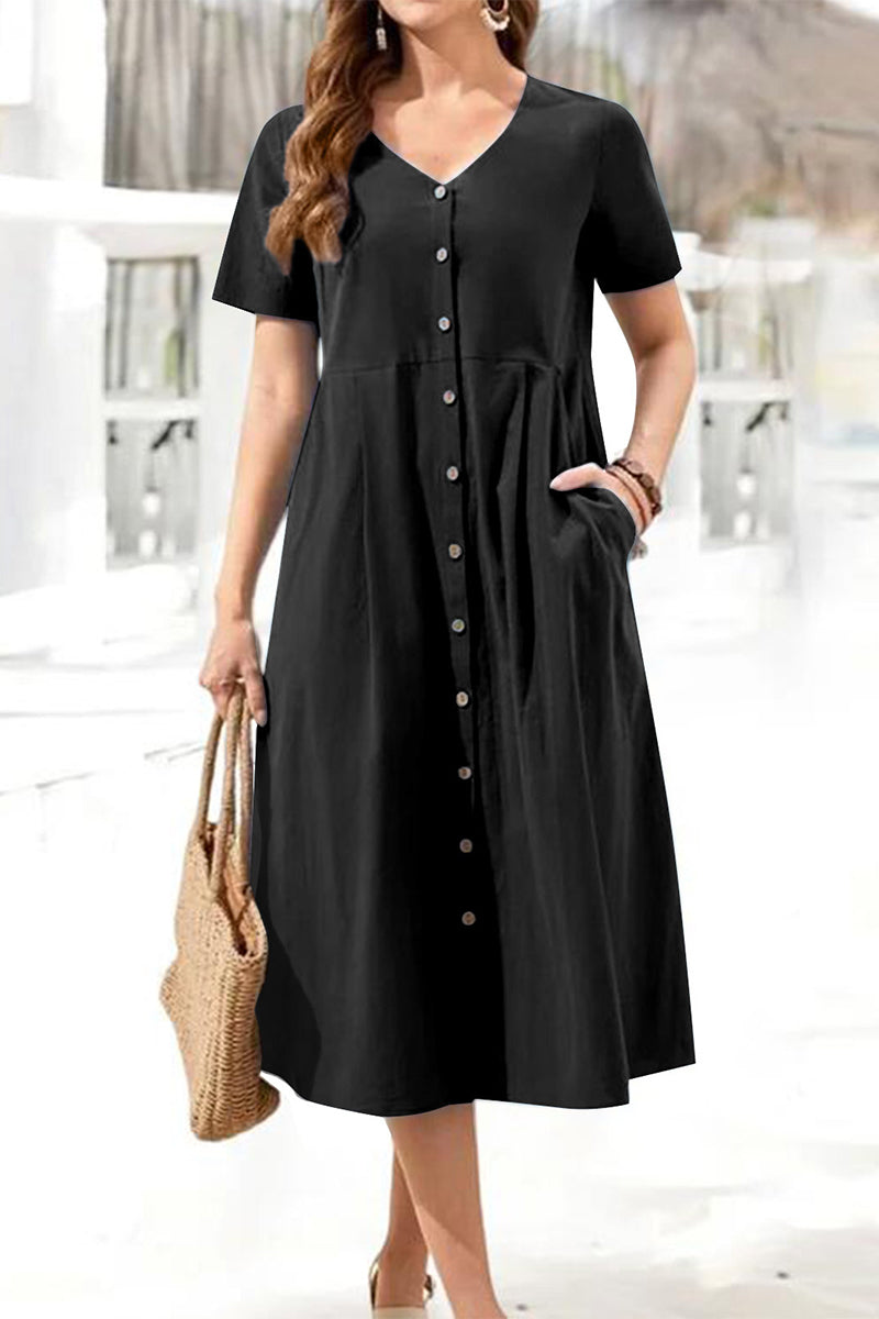 Classic Vintage Dress with a Flattering Fit