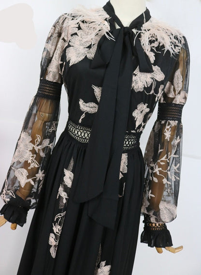 Classic Vintage Dress with a Flattering Fit