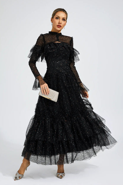 Classic Vintage Dress with a Flattering Fit