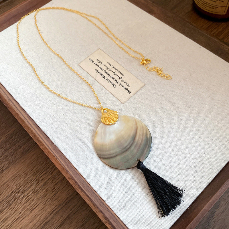 Necklace Gold Black