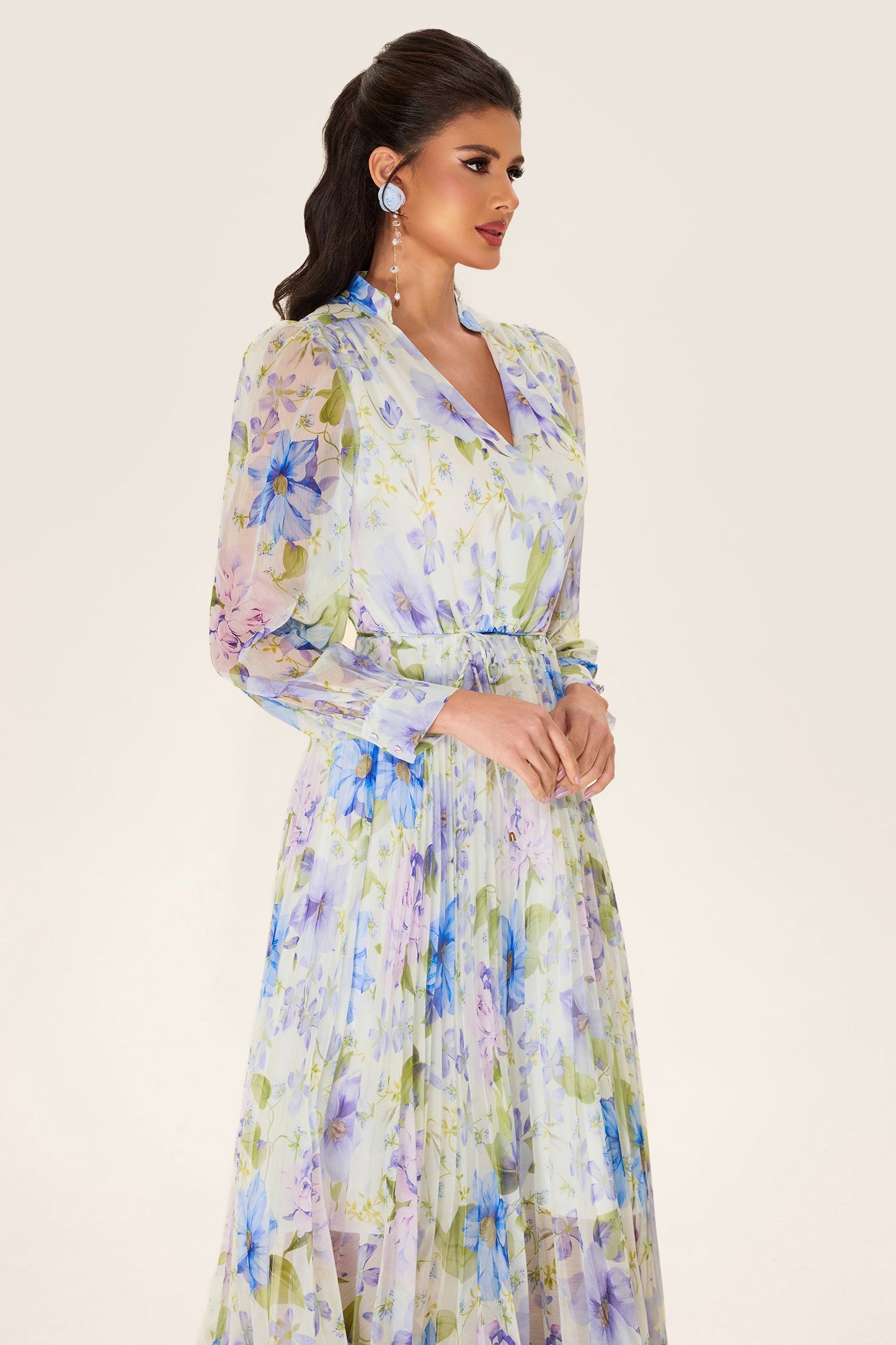 A Vintage Style Dress with Delicate Timeless Details