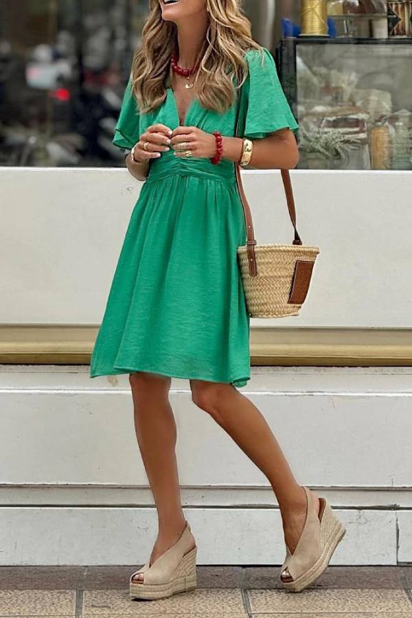 Classic Vintage & Enduringly Stylish Dress