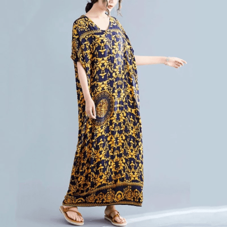 Classic Vintage Dress with a Flattering Fit