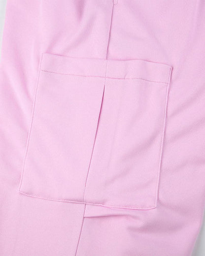 Effortlessly Elegant Pants with a Timeless Design