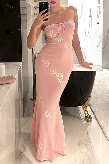 Classic Vintage & Enduringly Stylish Dress