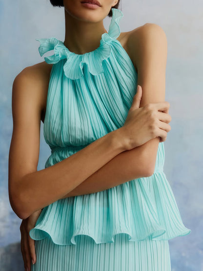 Beautifully Balanced Top with Timeless Character